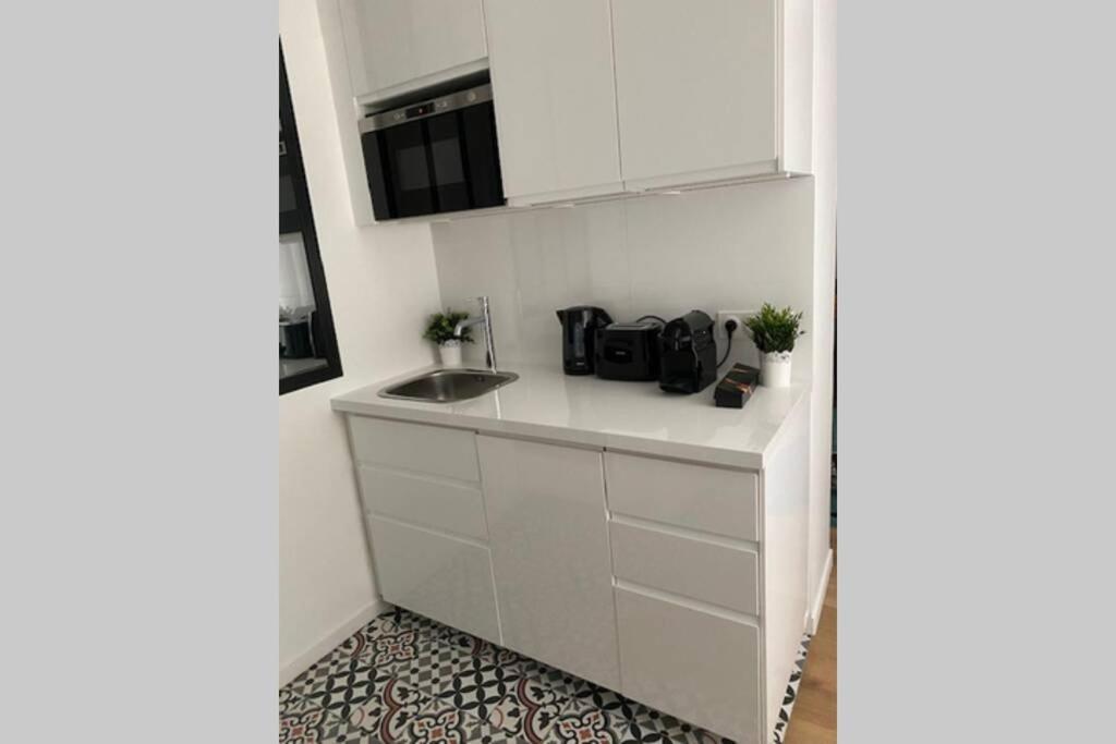 Stylist And Cosy Appartement In Montparnasse Paris Exterior photo