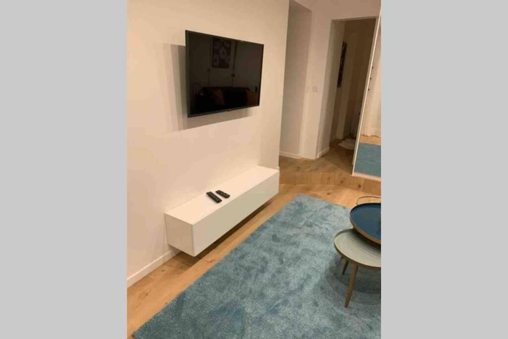 Stylist And Cosy Appartement In Montparnasse Paris Exterior photo